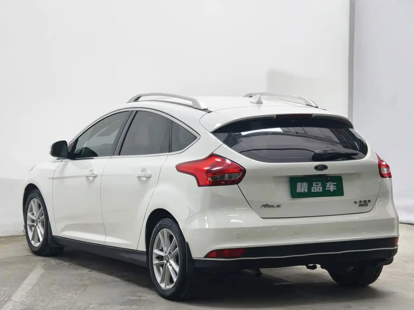 Фото 6 - Ford Focus