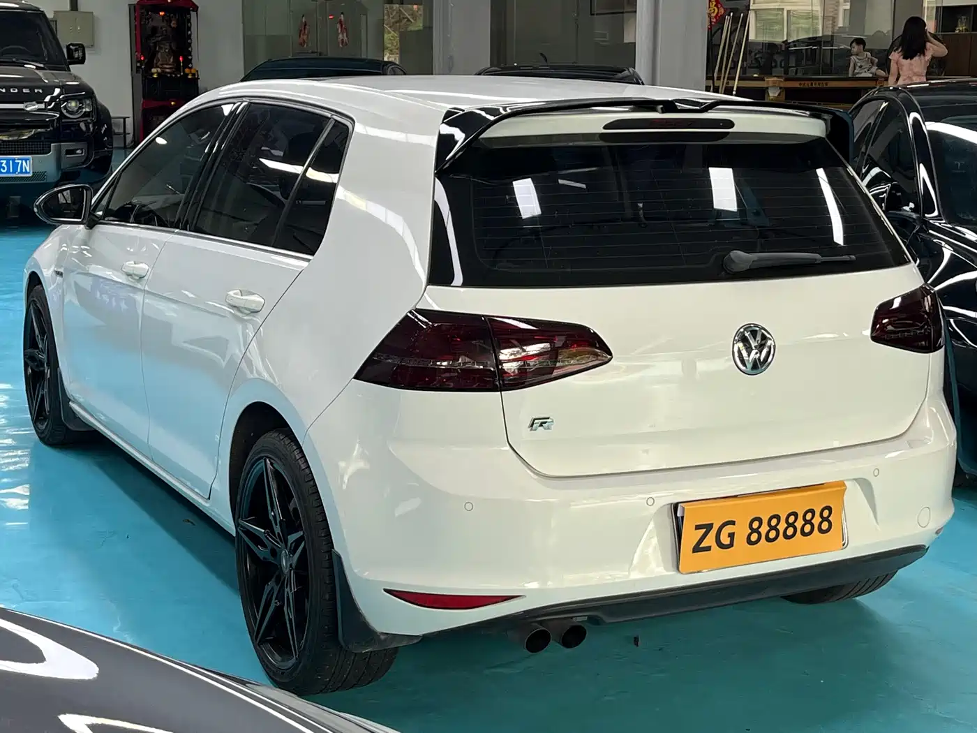 Volkswagen Golf 2016 230TSI Automatic Comfort фото 6