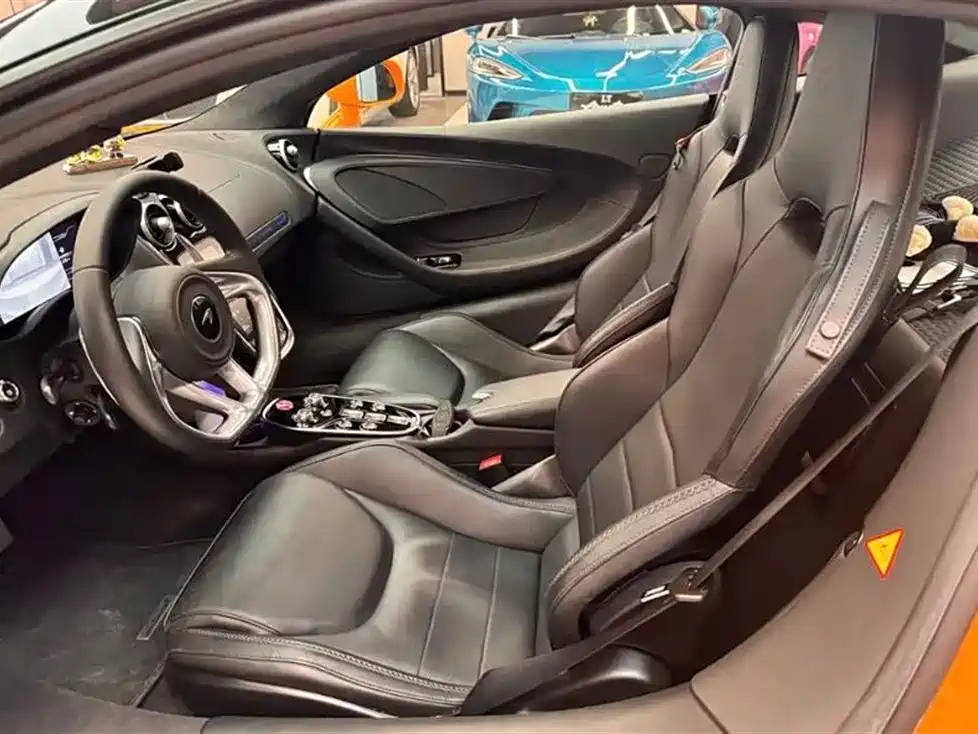 McLaren GT 2023 2023 4.0T Standard Model
