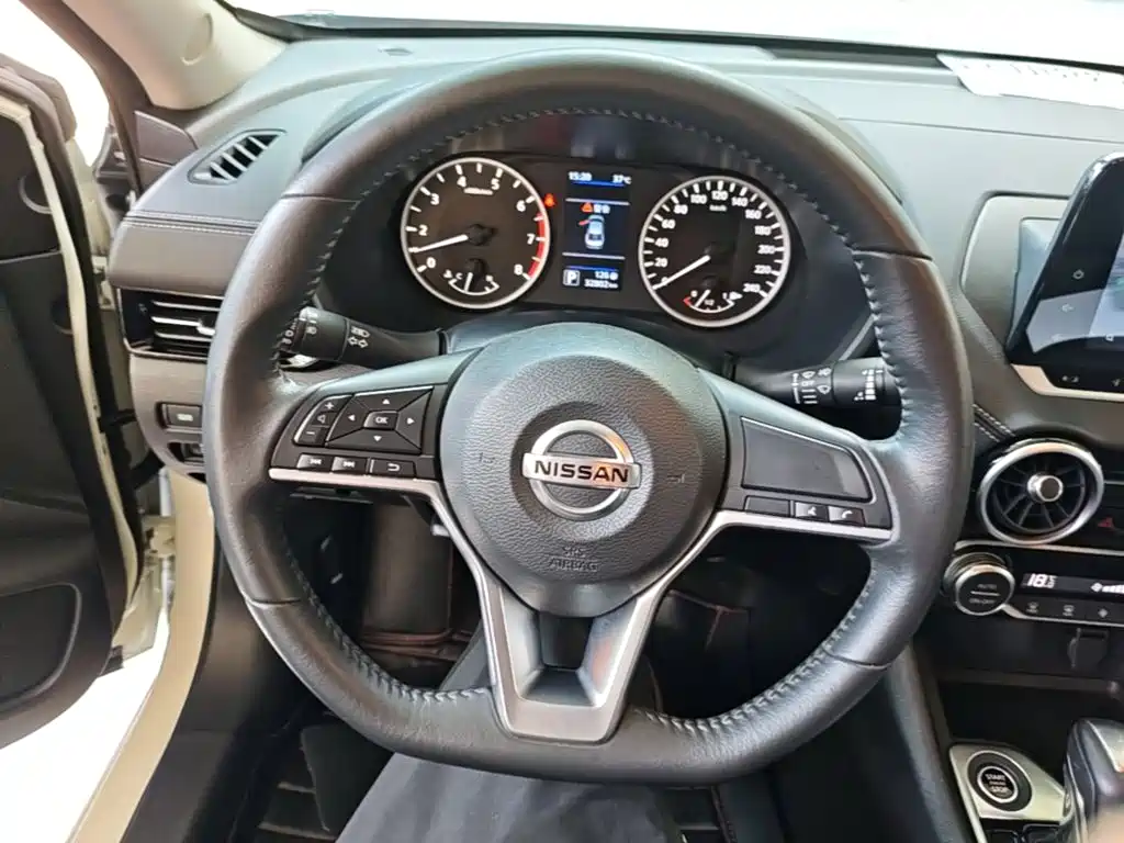 Nissan SYLPHY, миниатюра 11