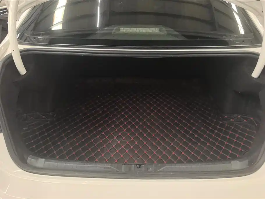 Volkswagen Lamando 2019 230TSI DSG Trend Edition China V фото 4