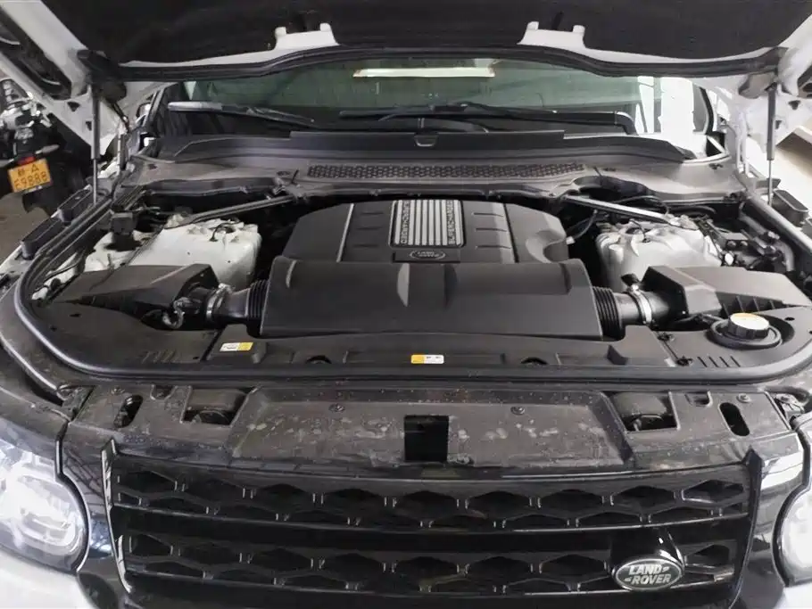 Land Rover Range Rover Sport 2016 Model 3.0 SC V6 HSE DYNAMIC фото 10