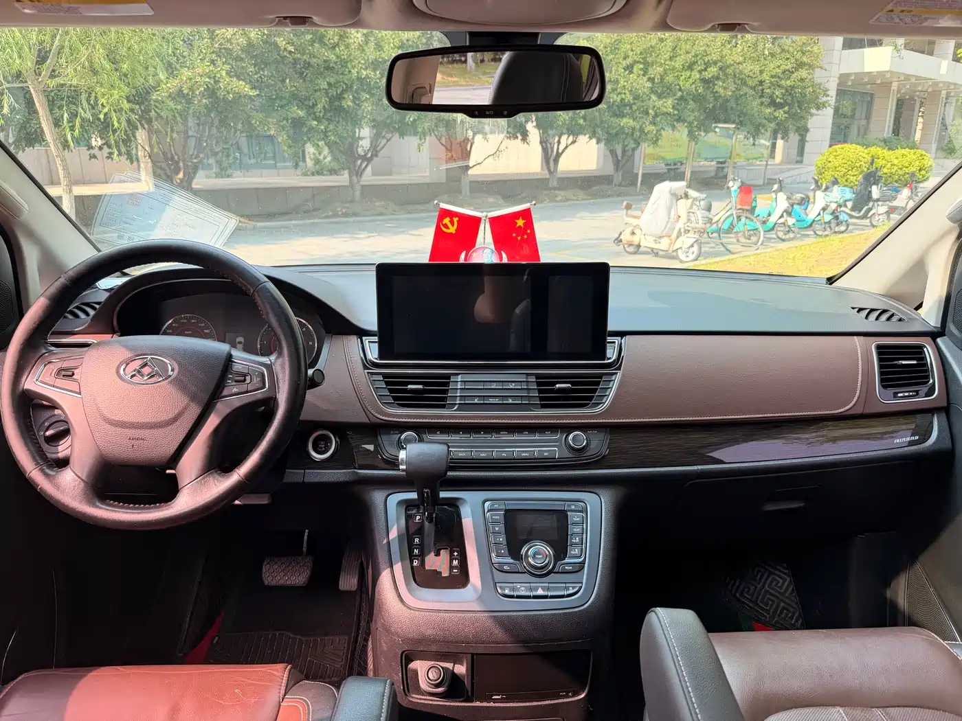 Photo 6 - SAIC Maxus Maxus G10