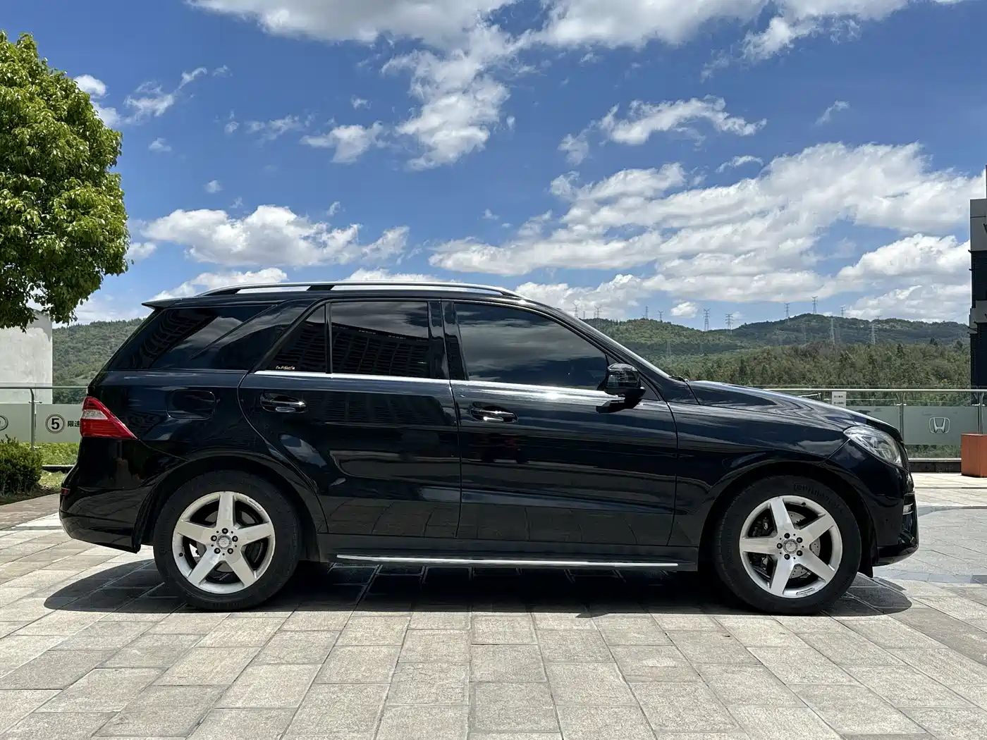 Mercedes-Benz M-Class 2014 ML 400 4MATIC Luxury фото 3