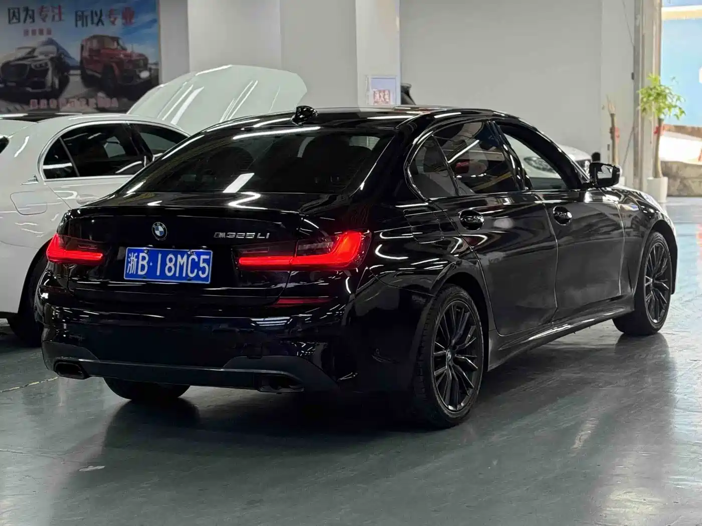 BMW 3 Series 2020 Facelift 325Li M Sport Package фото 7