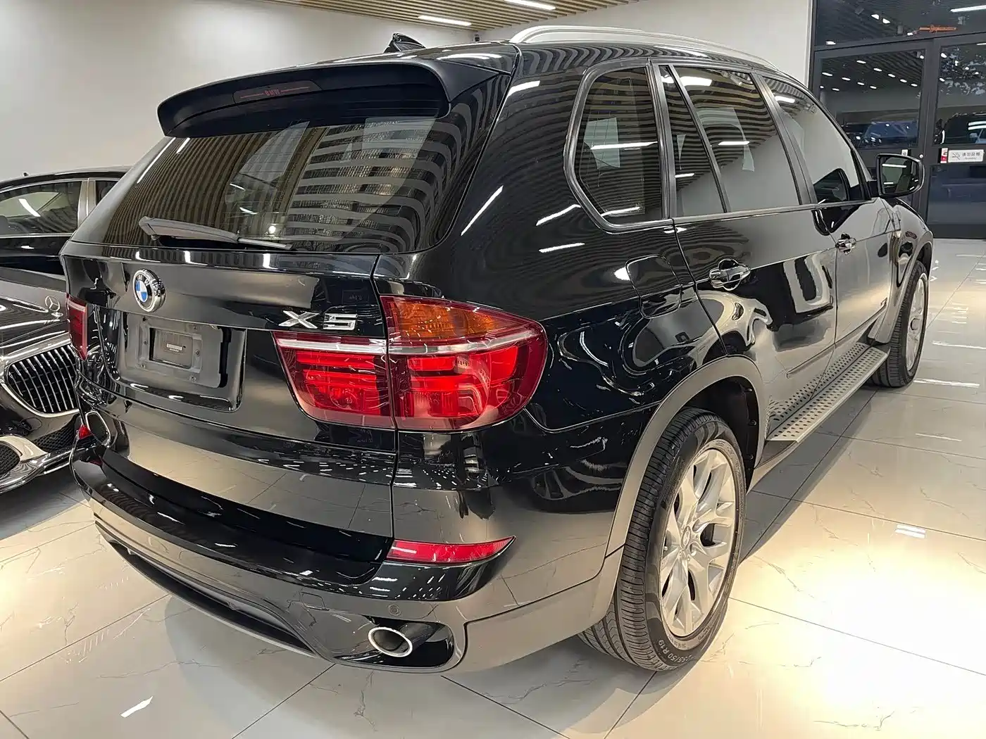 BMW X5 (Import) 2013 xDrive35i Luxury фото 3