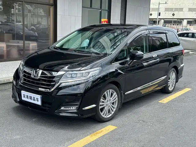  Honda Elysion 2016 2.4L Luxury Edition