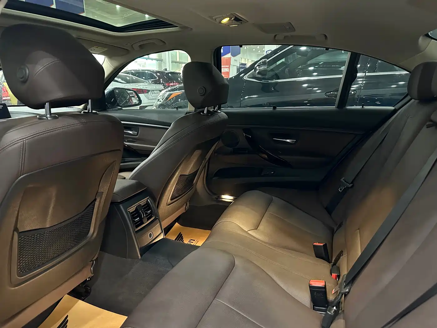 BMW 3 Series 2019 320Li M Sport Package фото 16