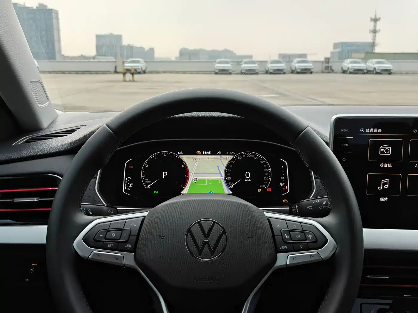 Volkswagen Lavida 2024 Model 300TSI DSG Starlight Leading Edition фото 12