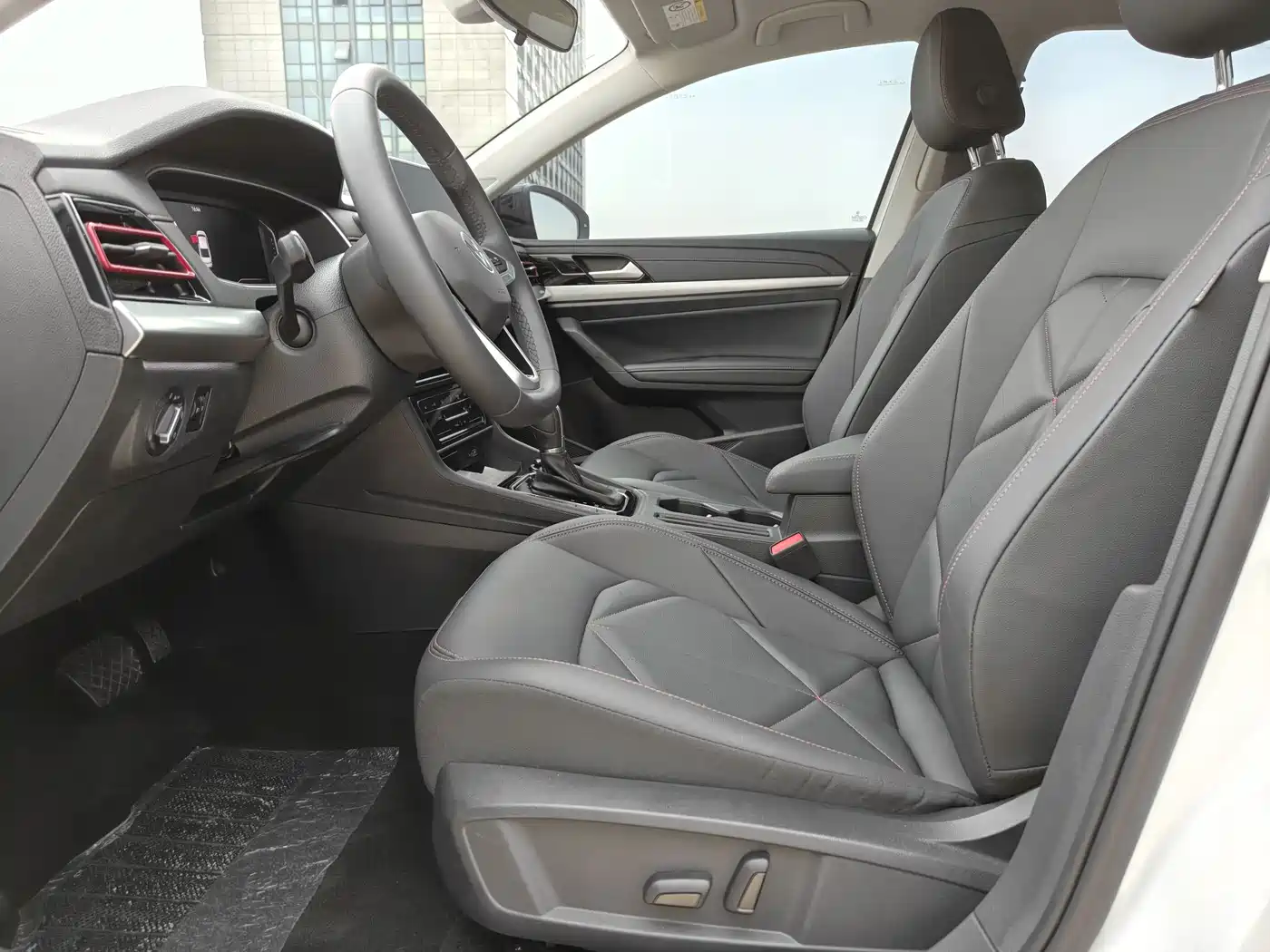 Volkswagen Lavida 2024 Model 300TSI DSG Starlight Leading Edition фото 11