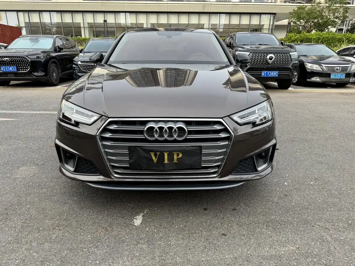Audi A4L 2019 45 TFSI quattro Personality Sport (China VI) фото 2