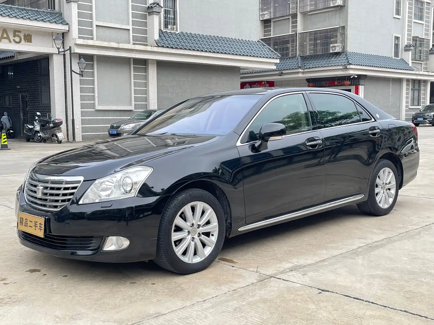 Toyota Crown 2010 2.5L Royal Leather Sunroof Navigation