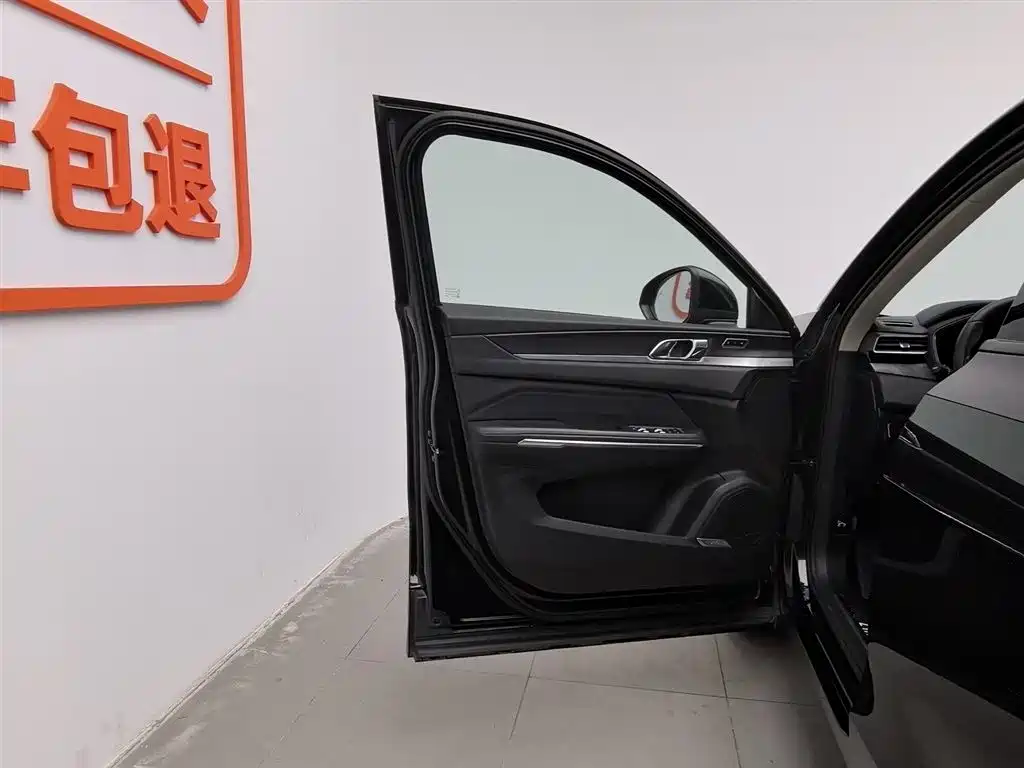 Lynk & Co 01 2021 2.0TD 2WD Pro фото 8