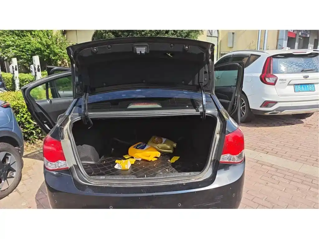 Chevrolet Cruze 2011 2011 1.8L SX AT
