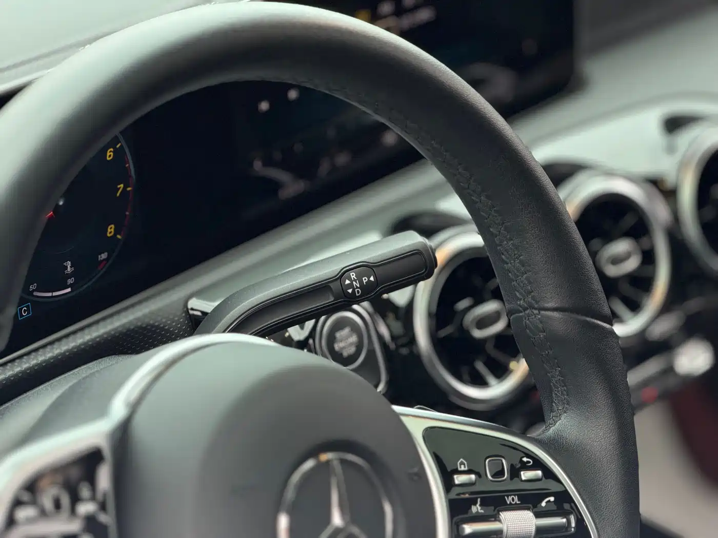 Mercedes-Benz A-Class 2020 Facelift A 180 L Sport Sedan фото 16