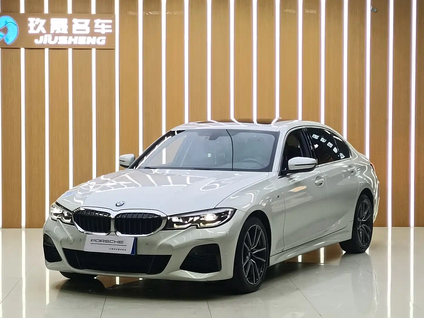 BMW 3-SERIES