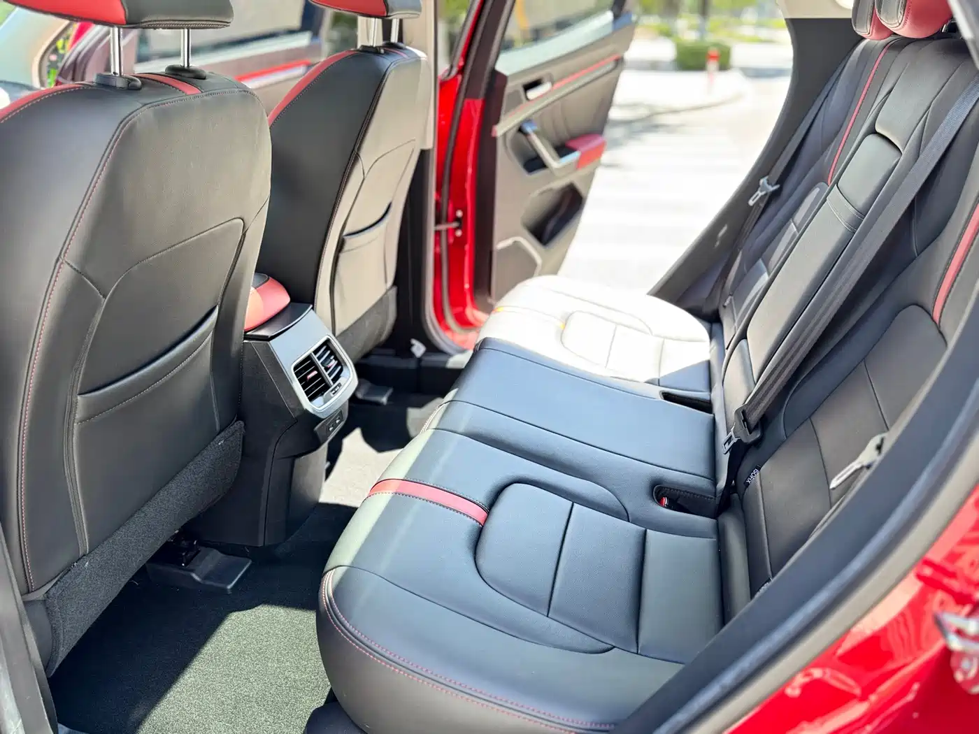 Haval H4 2019 2019 1.5GDIT DCT Ultra Luxury Smart Connect Edition China V