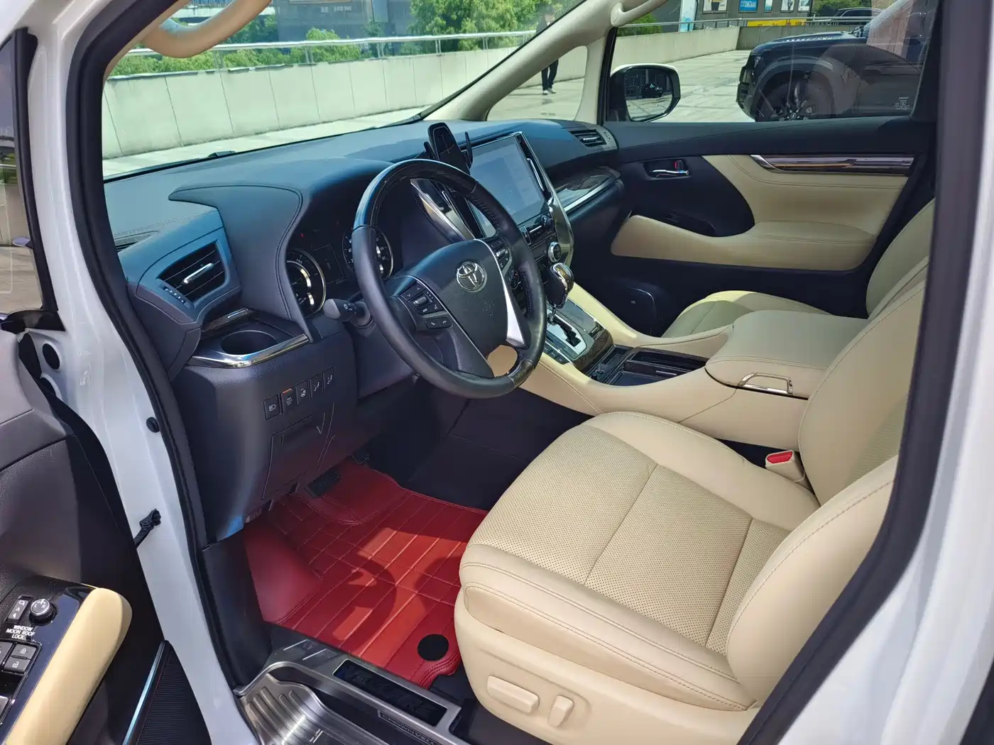 Toyota Vellfire 2023 Crown Hybrid 2.5L HV Ultimate фото 8