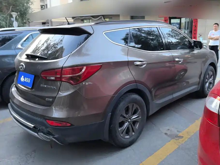 Hyundai Santa Fe 2014 2013 Facelift 2.4L Automatic 4WD Smart