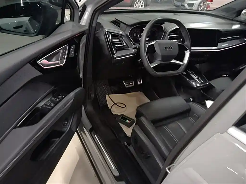 Audi Q4 e-tron 2024 40 e-tron Creation Edition фото 16