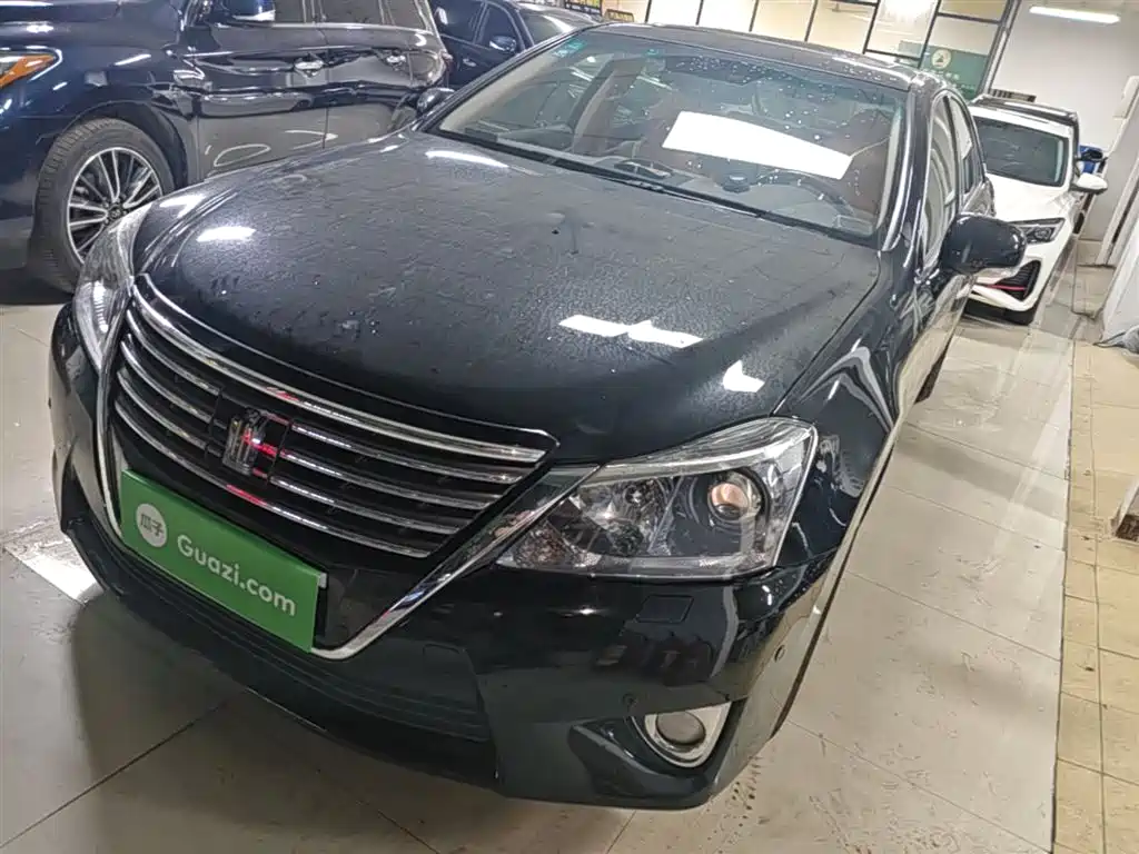 Toyota Crown 2012 3.0L Royal Saloon VIP