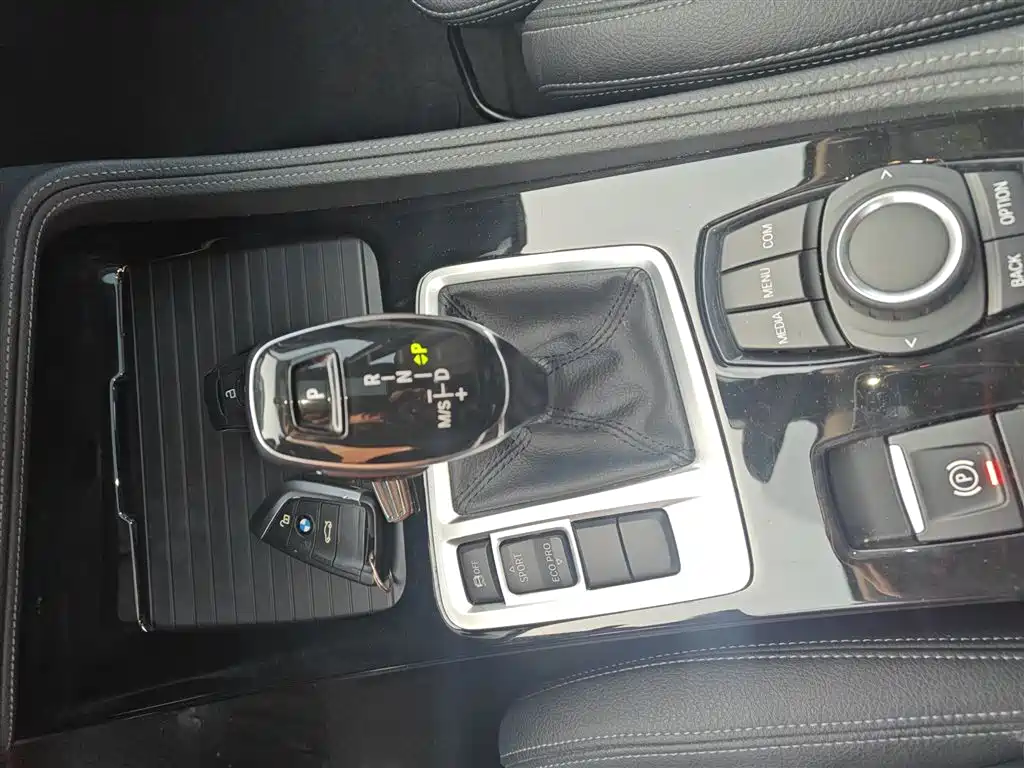 BMW 1 Series 2020 Model 120i M Sport Package фото 9