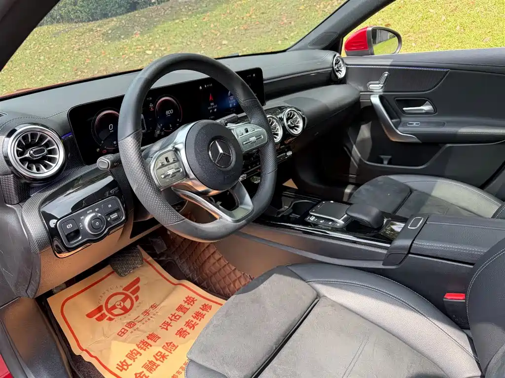 Mercedes-Benz A-Class 2021 A 200 L Sport Sedan Fashion Edition фото 7