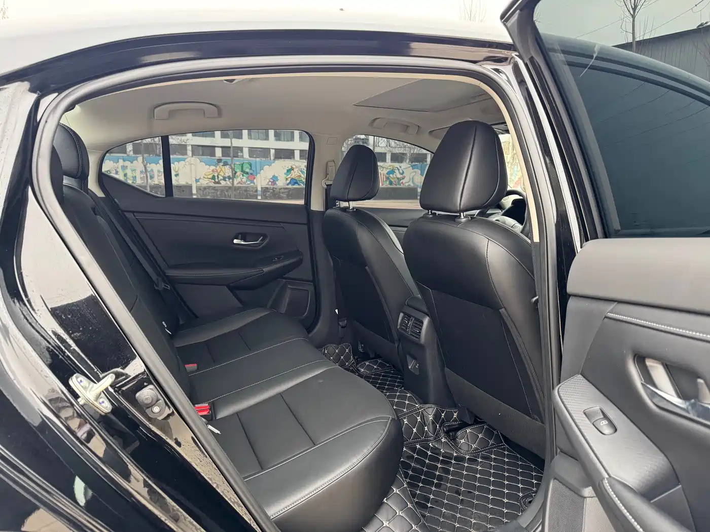 Nissan SYLPHY, миниатюра 12