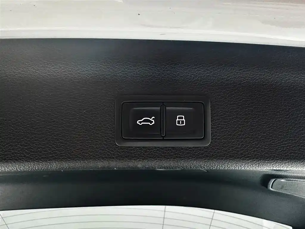 Audi Q3 2022 35 TFSI Fashion Dynamic фото 18