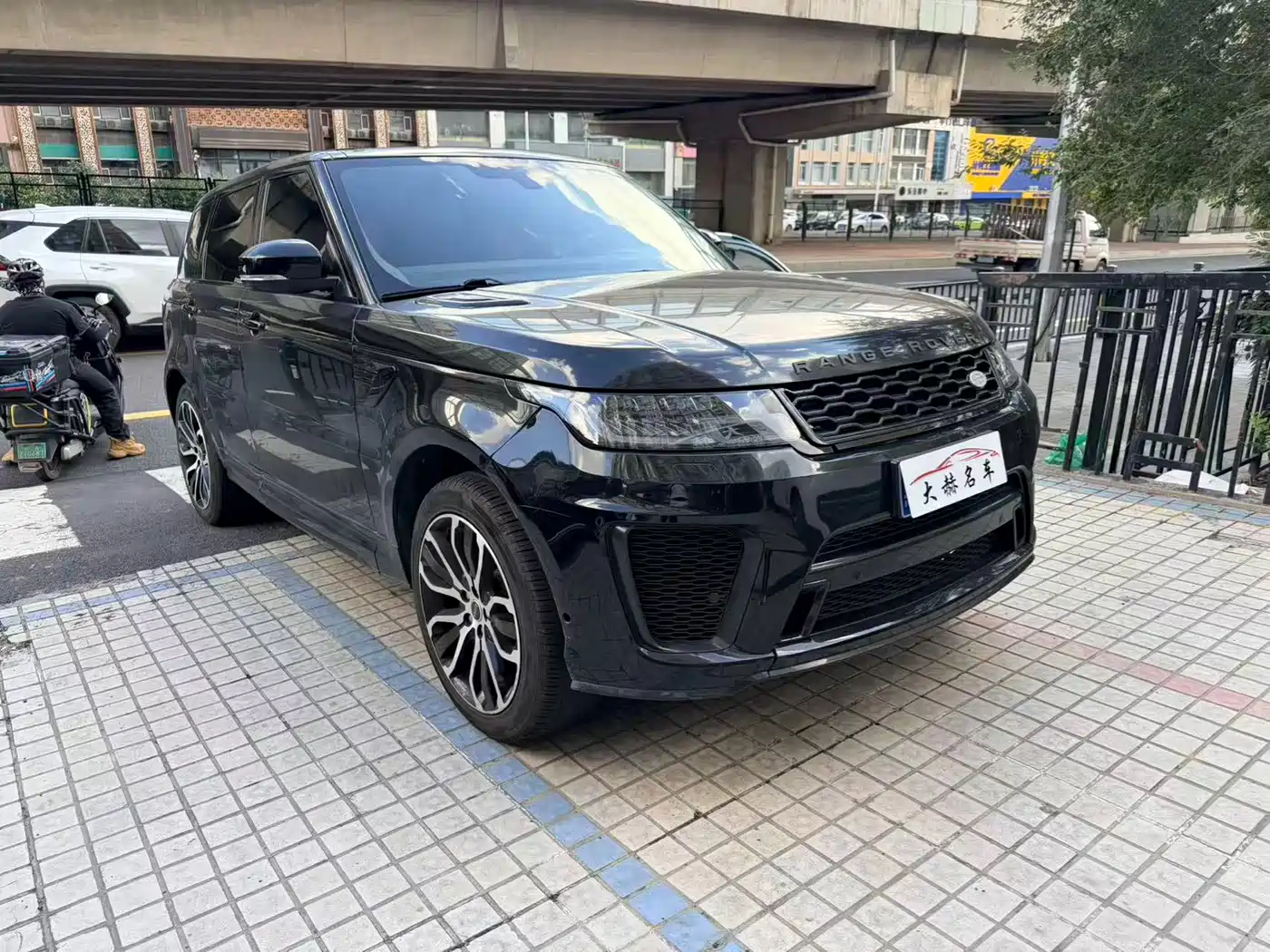 Фото 3 - Land Rover Range Rover Sport