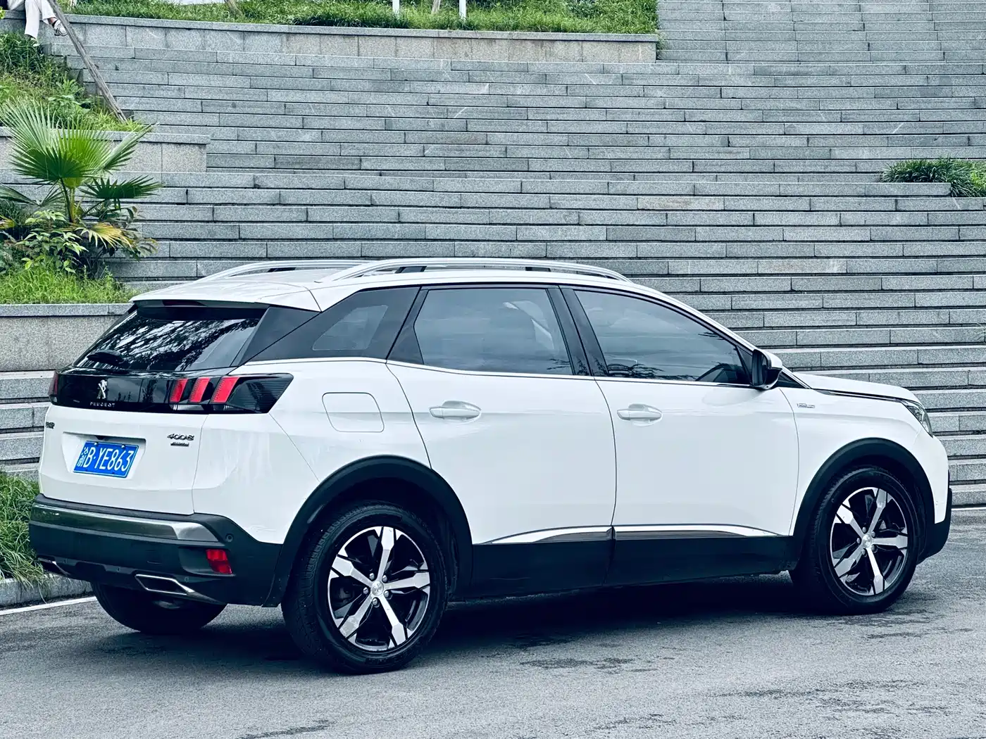Peugeot 4008 2017 350THP Luxury Edition фото 3
