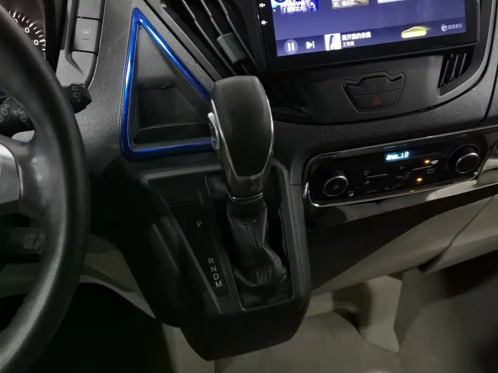 Ford Tourneo 2018 2017 2.0T Automatic Elite Edition