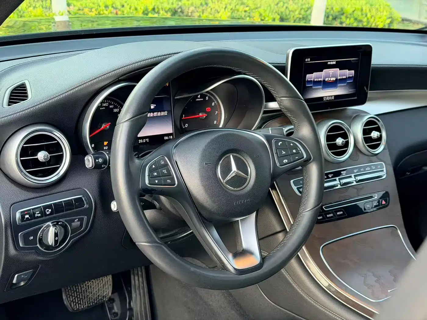 Mercedes-Benz GLC 2016 GLC 300 4MATIC Dynamic фото 15