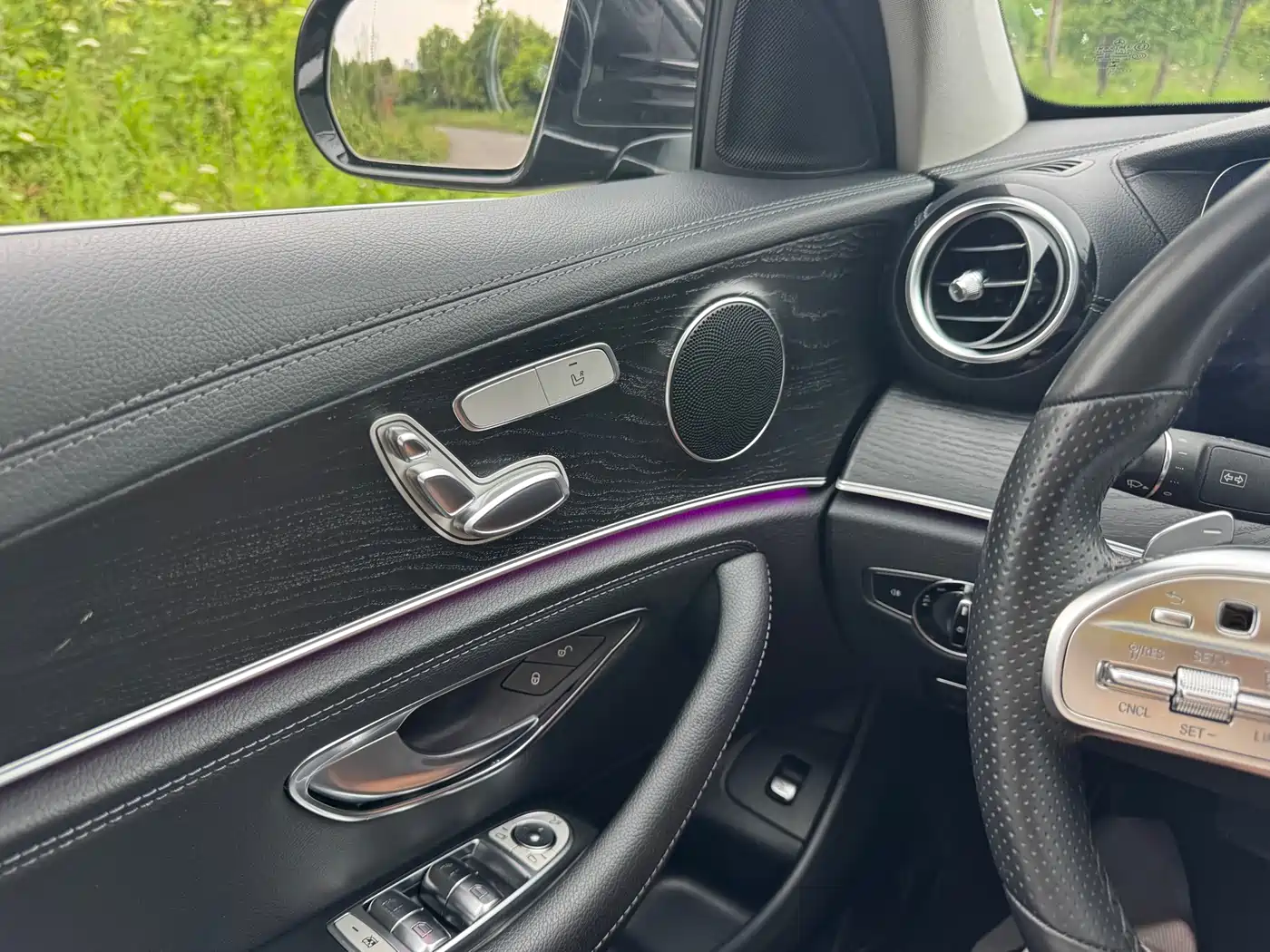 Mercedes-Benz E-Class 2019 E 260 L Sport фото 19