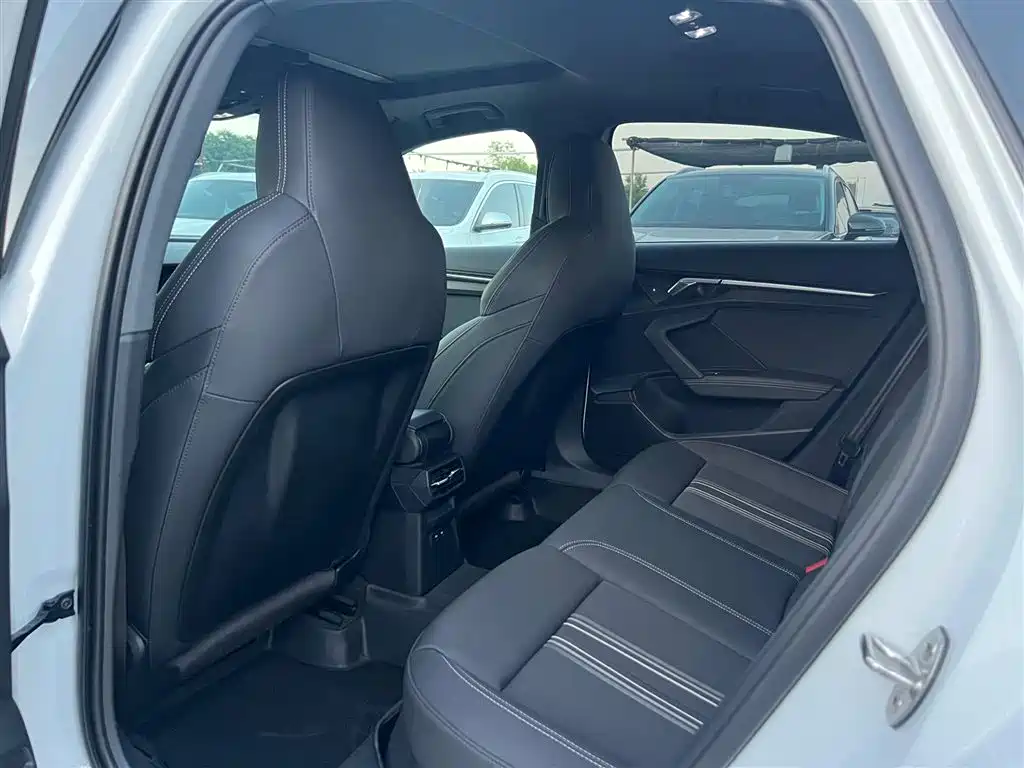Audi A3 2022 A3L Limousine 35 TFSI Style Sport фото 11