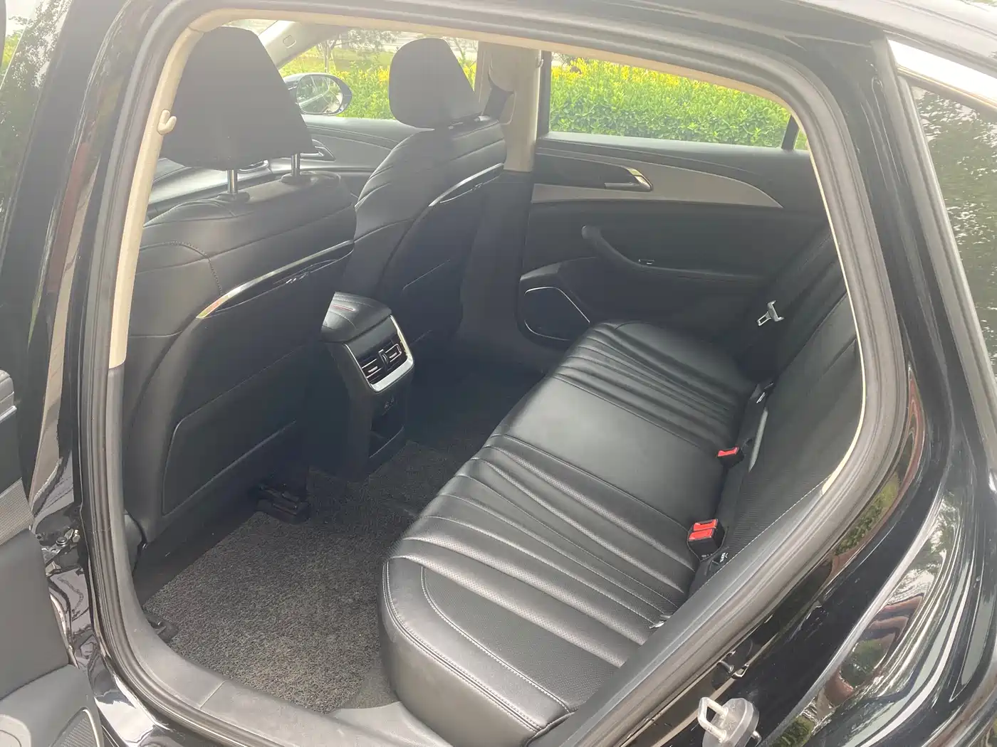 Hongqi H5 2023 1.5T DCT Smart Connect Flag Rhythm фото 5