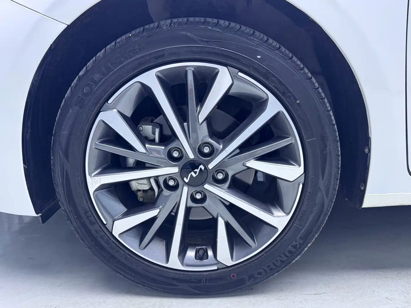 Kia K3 2021 1.5L CVT Fashion Edition фото 23