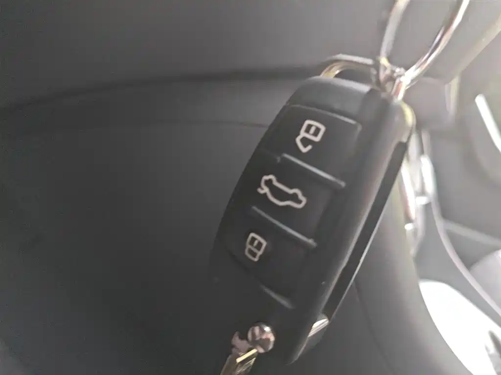 Audi Q3 2015 35 TFSI Progressive фото 15