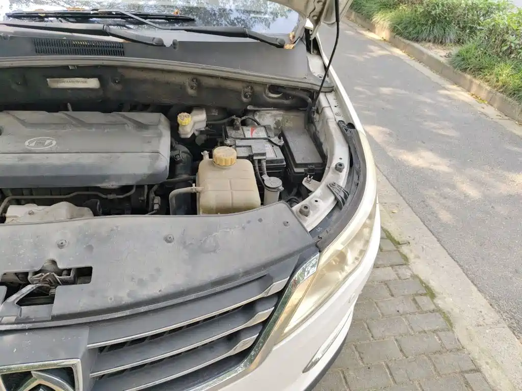 Baojun 560 2017 2016 1.5T Manual Luxury