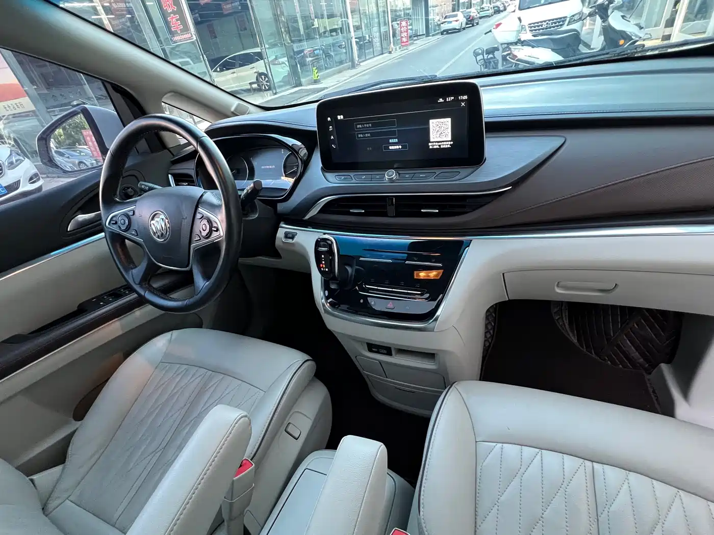 Buick GL8 2021 Land Business Class 652T Luxury фото 19