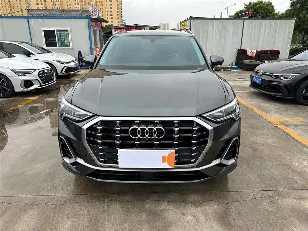 Audi Q3 2021 35 TFSI Fashion Sport фото 2