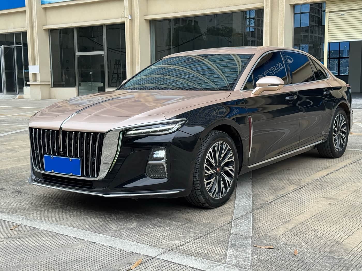 Hongqi H5