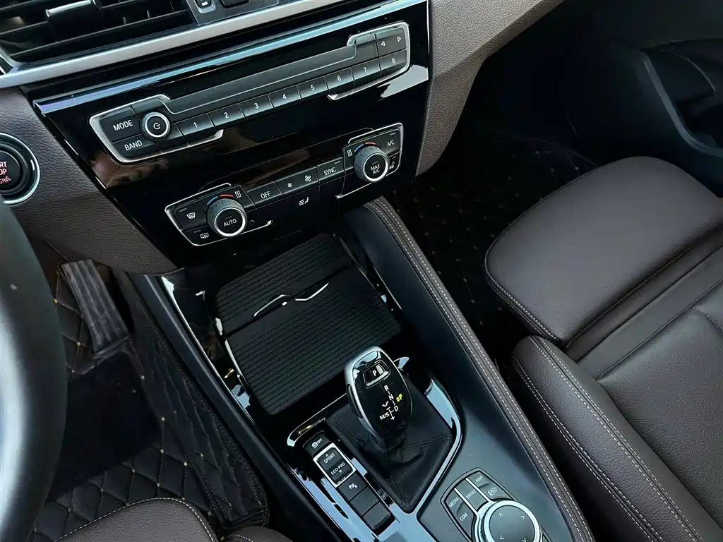 BMW X1 2021 sDrive20Li Exclusive фото 13