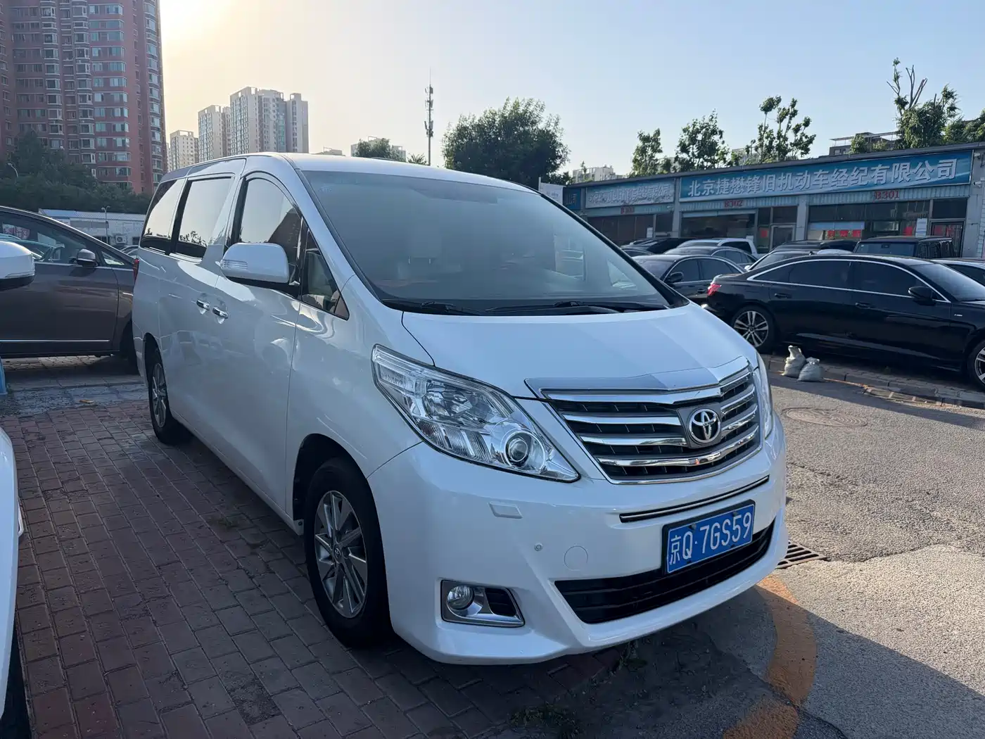 Toyota Alphard 2012 3.5L Premium Edition