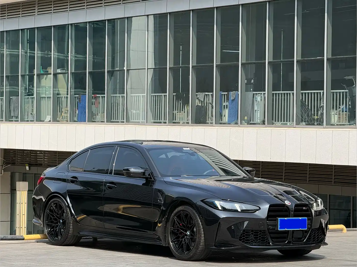 BMW M3 2024 M3 Sedan M xDrive Competition фото 5