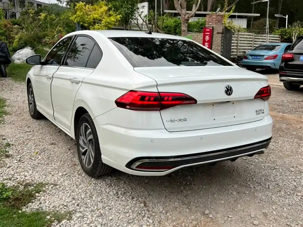 Volkswagen Bora 2023 200TSI DSG Smart Edition фото 5