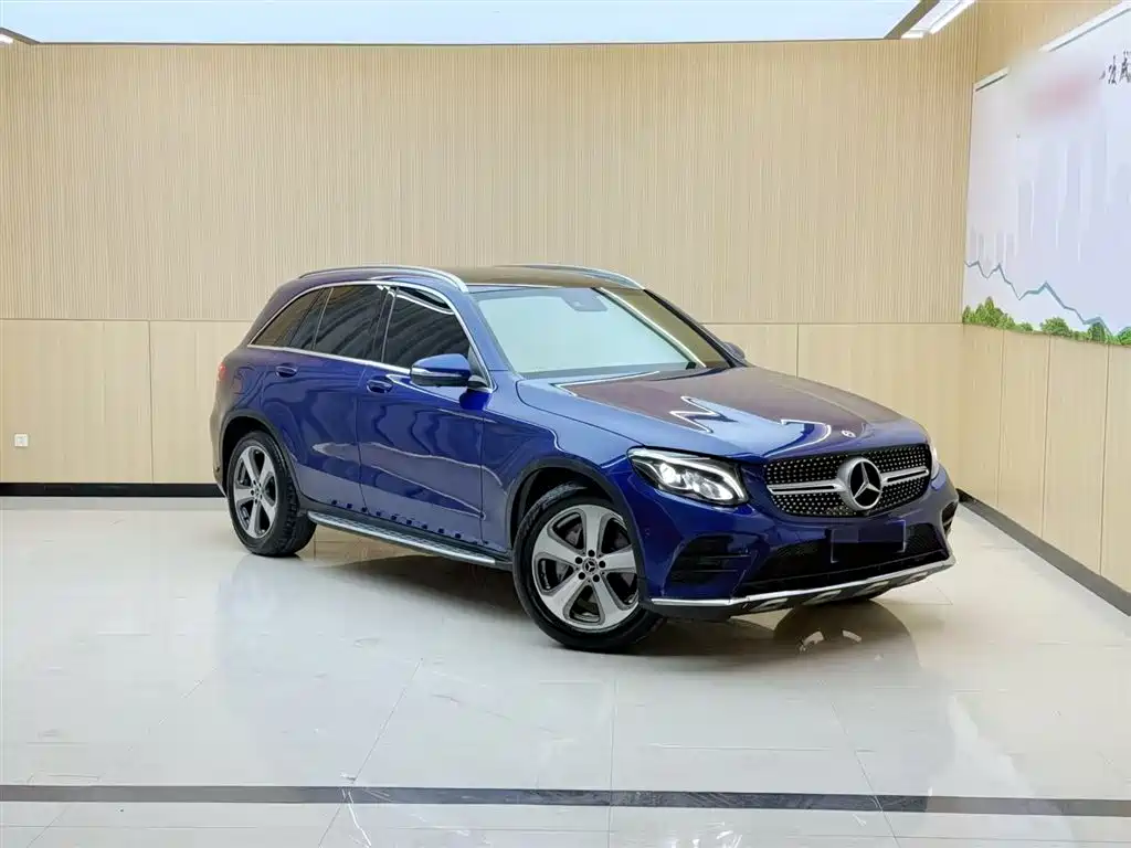 Mercedes-Benz GLC 2017 GLC 260 4MATIC Luxury фото 4