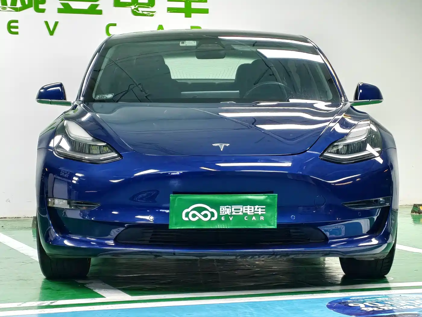 Tesla Model 3 (Import) 2019 2019 Long Range All-Wheel Drive Edition
