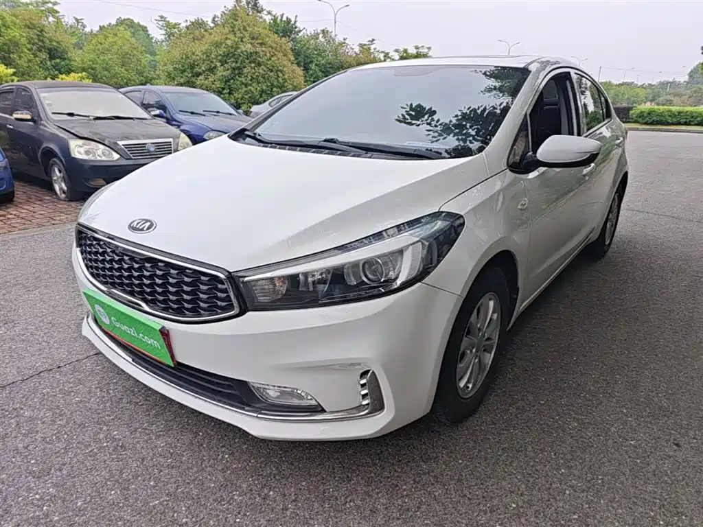 KIA K3