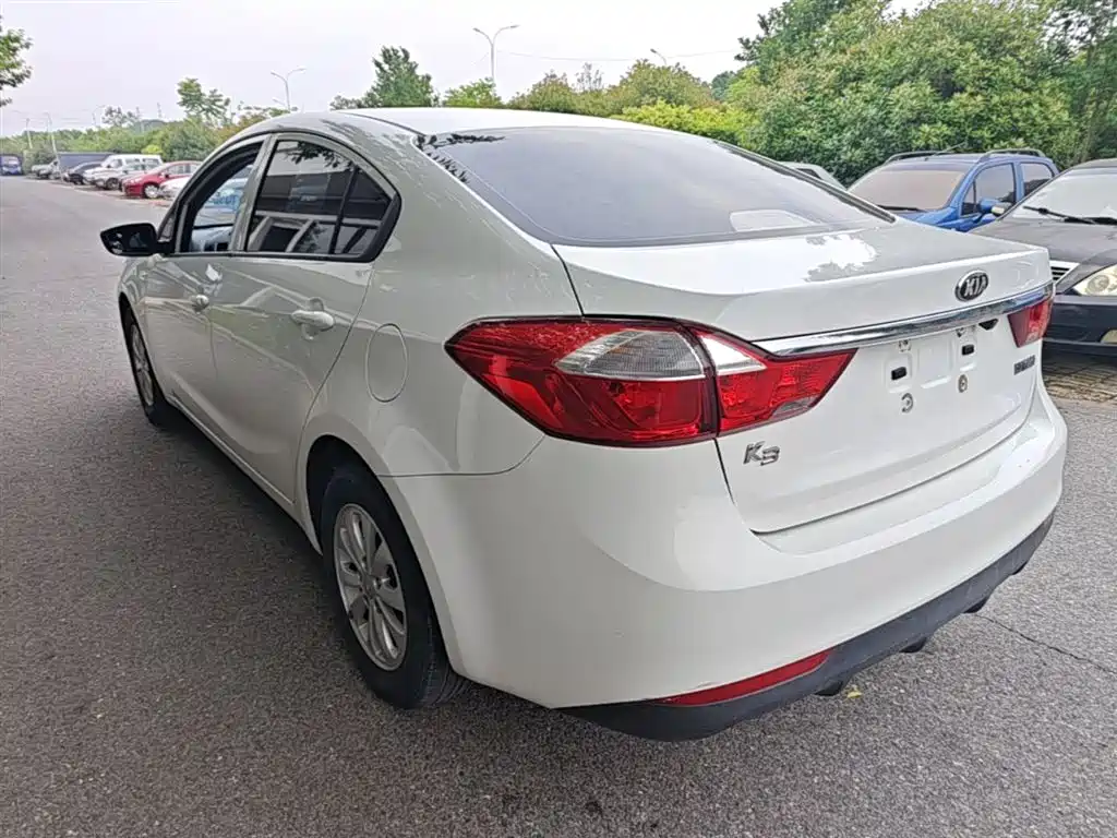 KIA K3